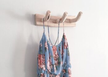 Staying Safe Online When Updating Your Summer Wardrobe