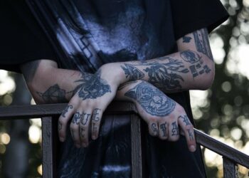 A Complete Guide for You to Getting a Really Cool Hand Tattoos
