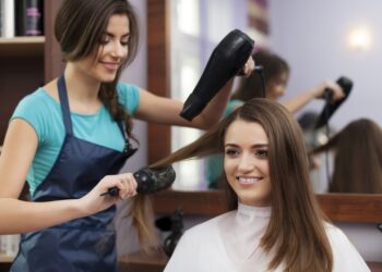 5 Reasons Why Women Visit a Hair Salon