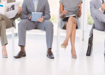 How to Buy Comfortable Men’s High Heels