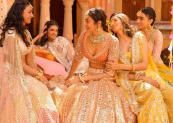 14 Tips To Style Designer Lehengas For Festivals & Celebrations With Vibrant Colors & Patterns