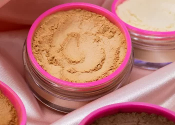 A Beginner’s Guide To Loose Powder