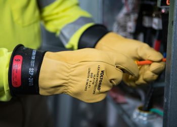 Electric Gloves: Stay Warm While Cycling in Cold Weather